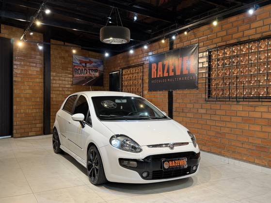 FIAT PUNTO 1.8 SPORTING 16V FLEX 4P MANUAL